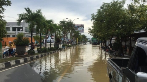 Banjir Menggenangi Daerah Bontang, Warga Letih Karena Sering Terjadi Banjir