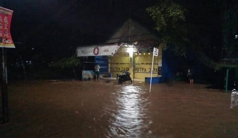 Banjir dan Tanah Longsor di Cilacap Akibat Hujan Deras