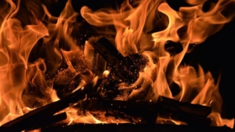 Rumah Terbakar di Bantar Kemang, 106 Jiwa Kehilangan Tempat Tinggal
