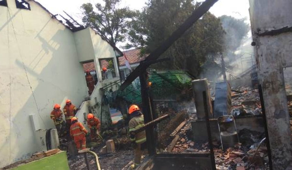 Kebakaran di SMPN 50 Bandung, Belasan Ruang Dilahap Api