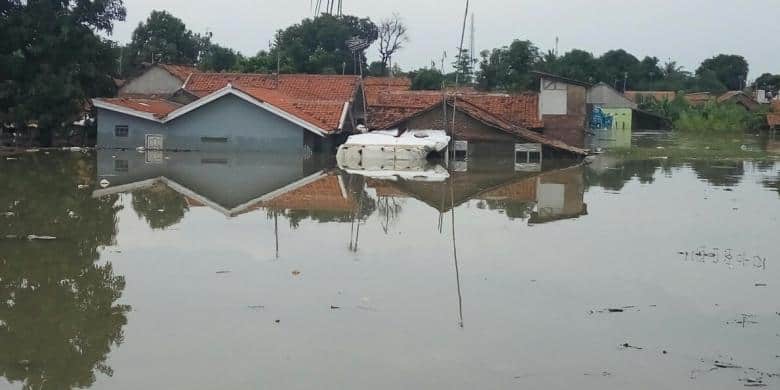 Debit Sungai Naik, Ribuan Rumah di Sintang Kalbar Terendam Banjir