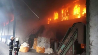 Kebakaran Gudang Tekstil di Bandung, Kerugian Mencapai Rp 2 Miliar