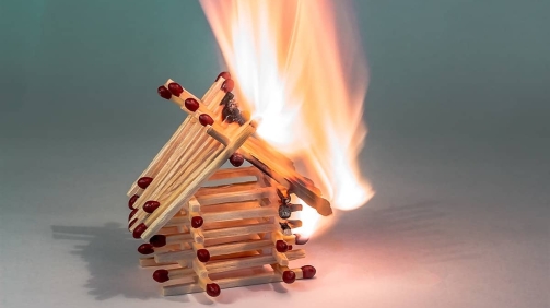 Rawan Kebakaran, 4 Cara Mencegah Korslerting Listrik