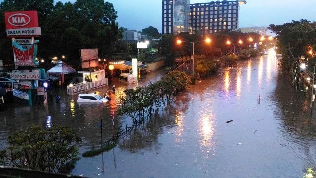 Pasteur Bandung Kembali Tergenang Banjir, Warga Tidak Heran