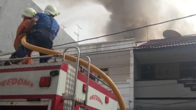 Perumahan di Pluit Kebakaran, 12 Damkar Dikerahkan