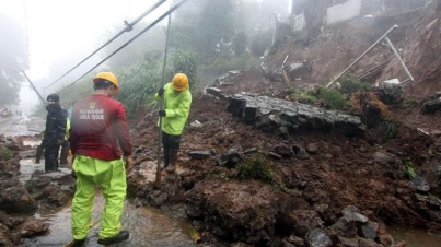 Banjir di Luwu, Dua Rumah dan Sepeda Motor Tertimbun Longsor