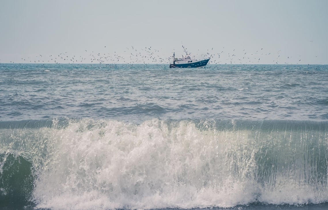 Kapal Pengangkut Peneliti IPB Tenggelam di Peraiaran Cikeruh Pandeglang