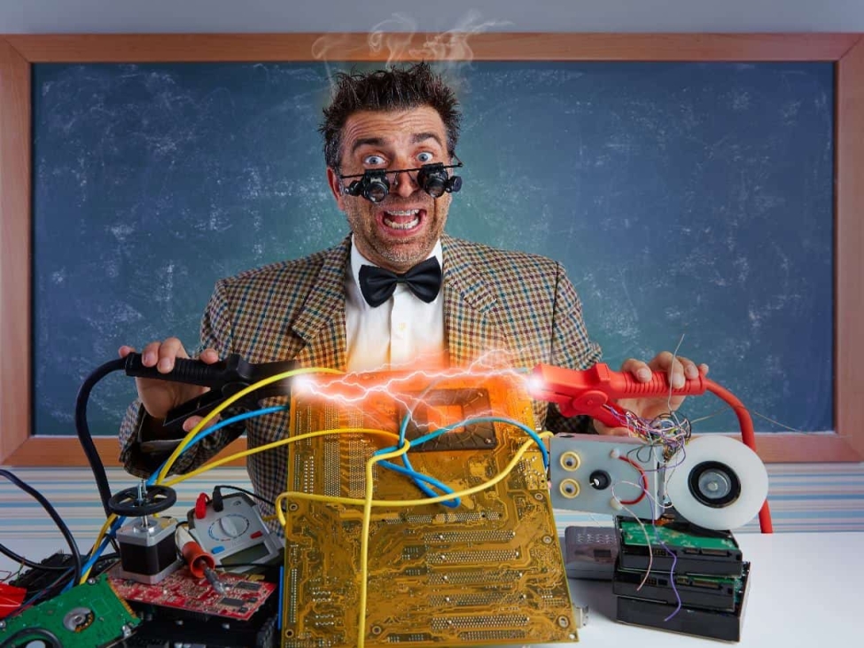 Mengapa Korsleting Listrik Selalu Disalahkan