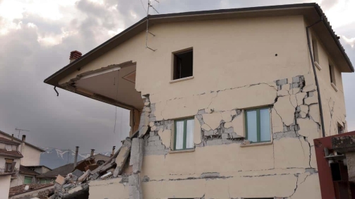 Urgensi Asuransi Gempa Bumi bagi Masyrakat di Negara Ring of Fire